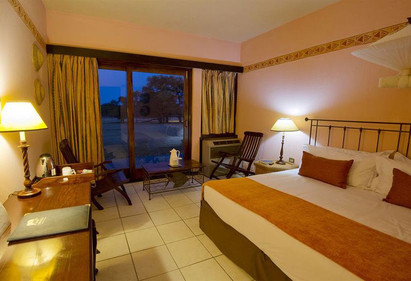 Hotel Hwange Safari Lodge