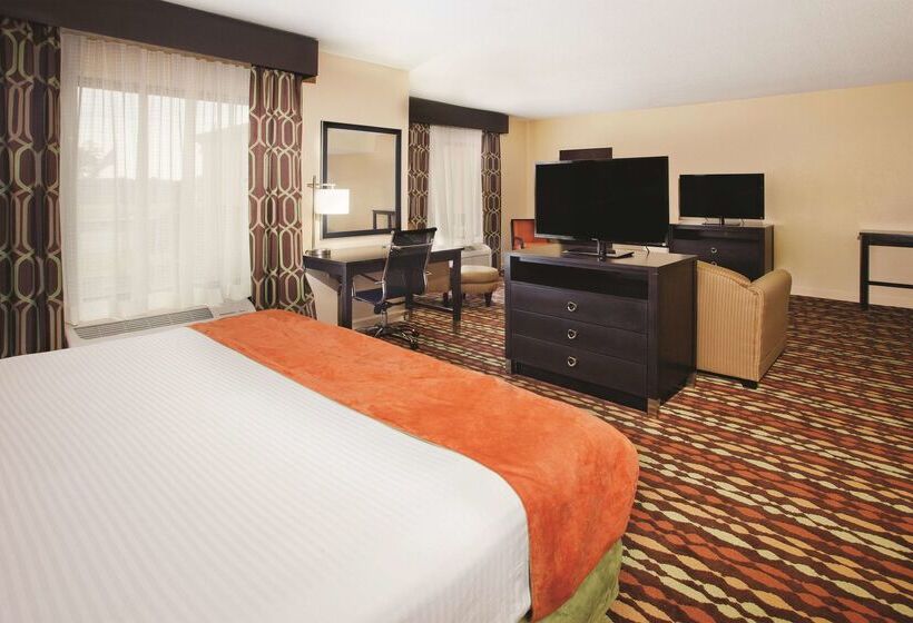 فندق La Quinta By Wyndham Florence