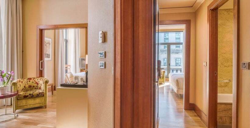 هتل NH Collection Vigo