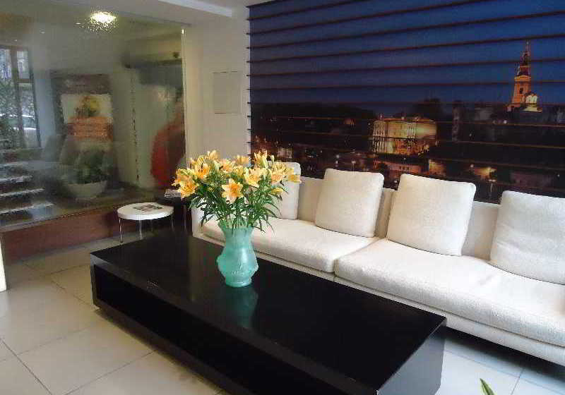 هتل Moxy Belgrade