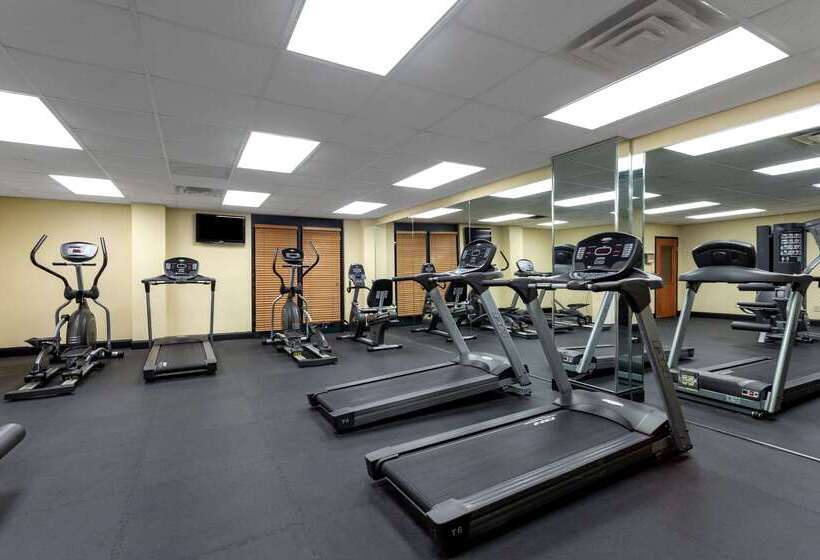 هتل Wingate By Wyndham Macon