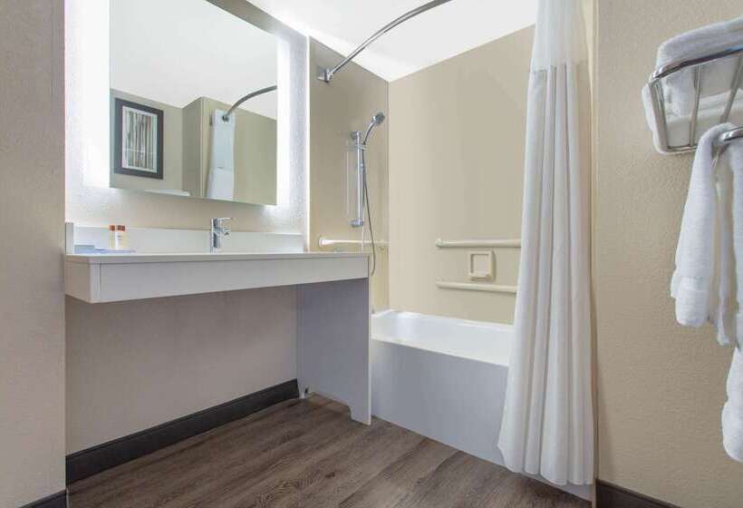 هتل Wingate By Wyndham Mechanicsburg