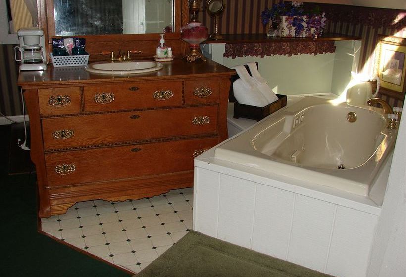 酒店 Woodruff House Bed & Breakfast