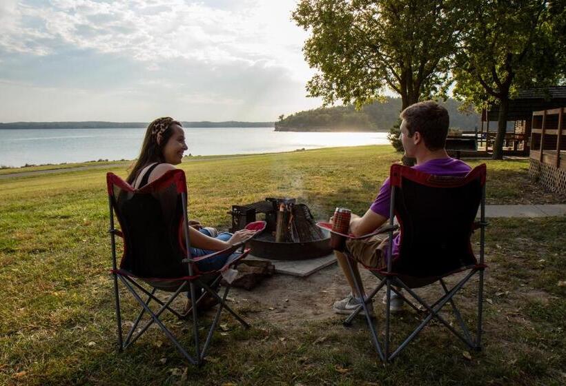 فندق Lewis & Clark Resort