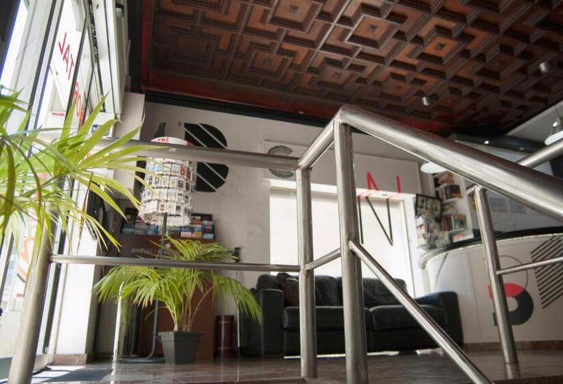 客栈  Be Ramblas Guest House