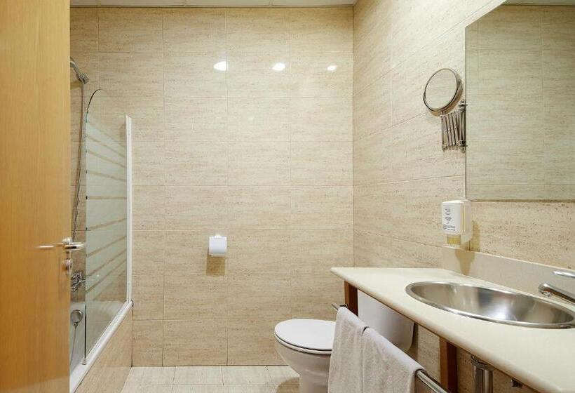 ホテル Iriguibel Huarte Pamplona