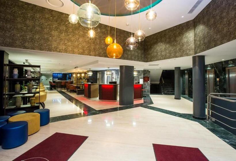 Leonardo Hotel Madrid City Center