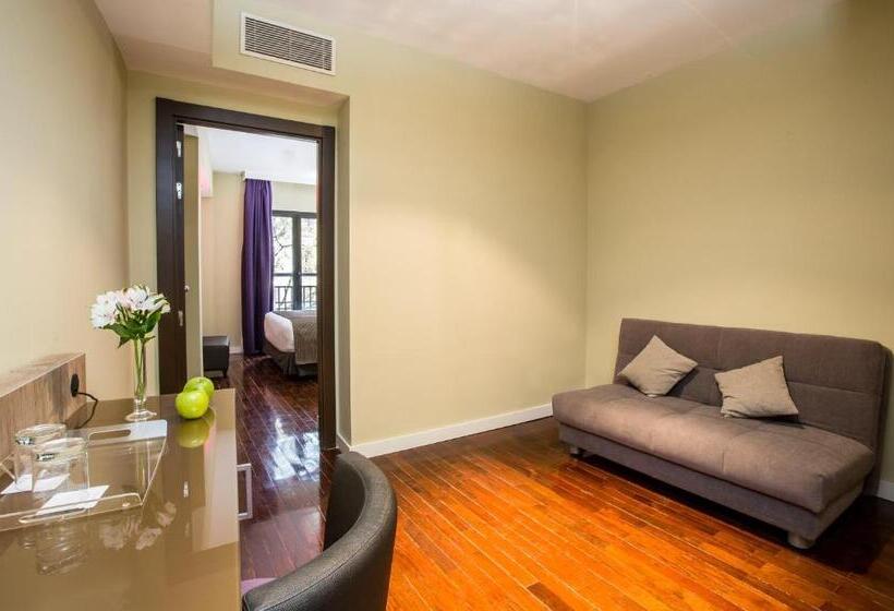 Leonardo Hotel Madrid City Center