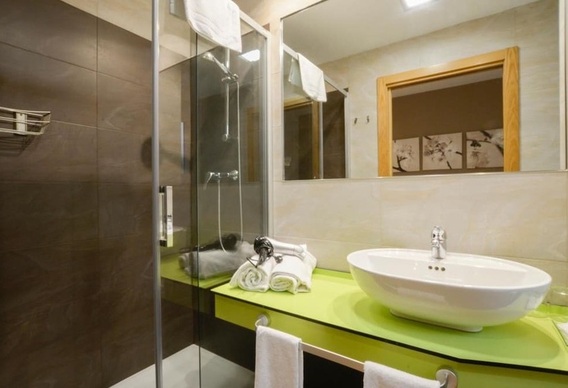 هتل Pension Kursaal