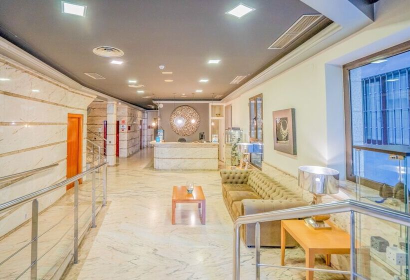 酒店 Yit Conquista De Toledo