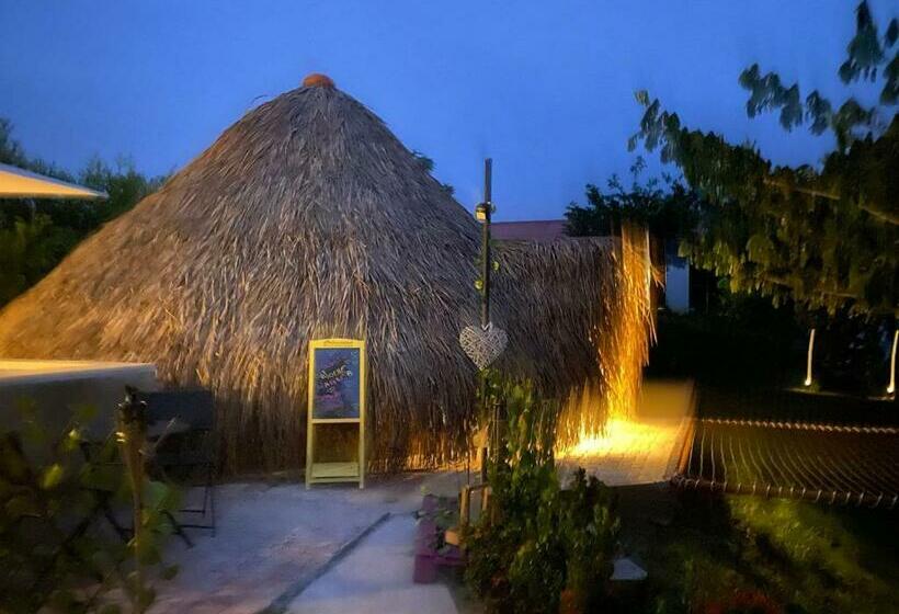 هتل Mangoo Glamping