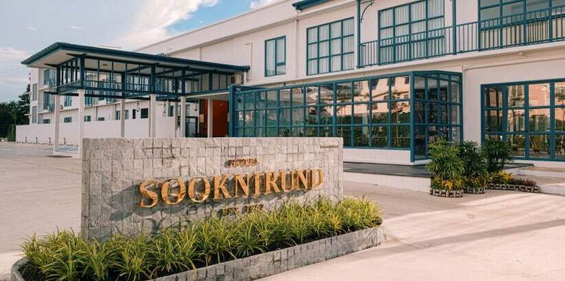 هتل Sooknirund