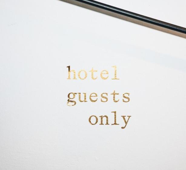 Kai 36   Hotel Zwischen Fels Und Fluss