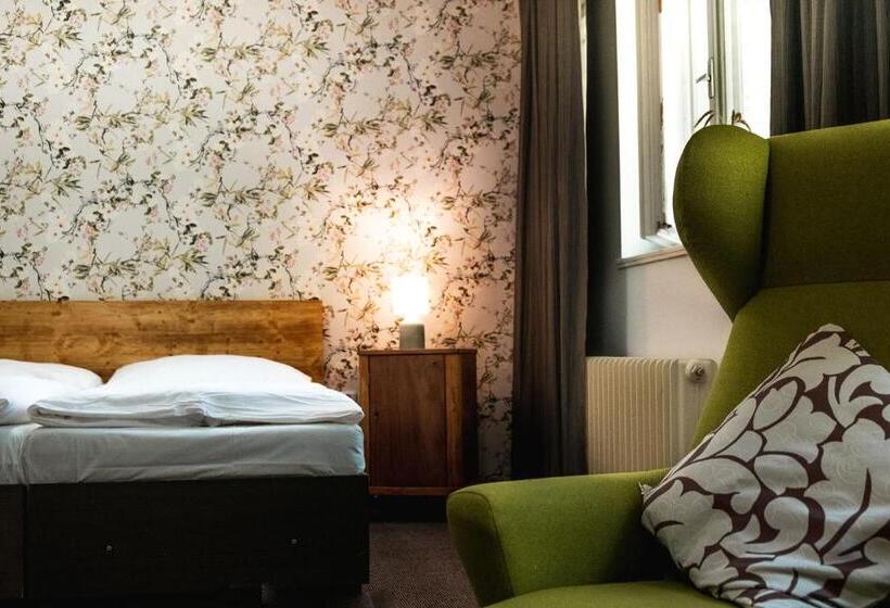 בית מלון כפרי Kouty