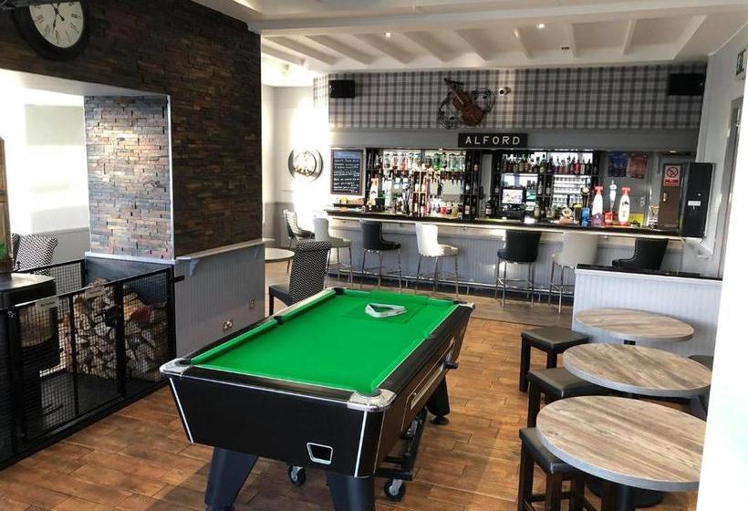 هتل Haughton Arms