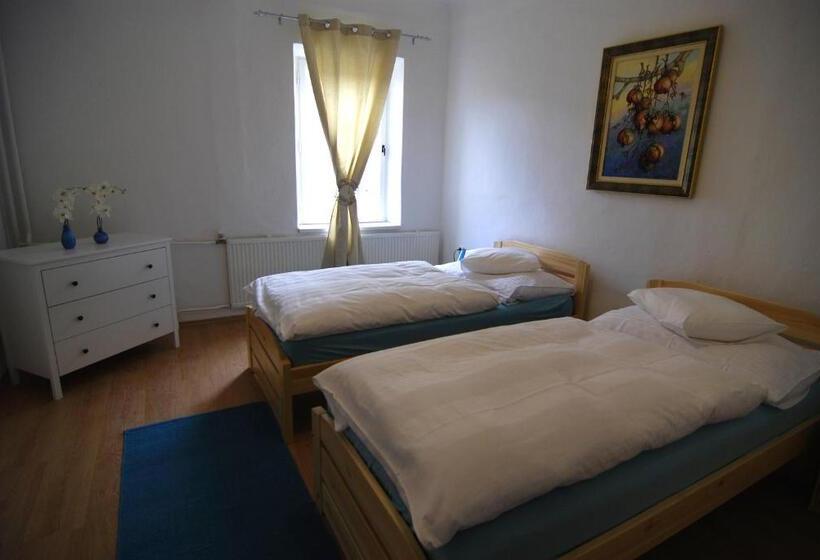 Fontana Pizzeria   Pension