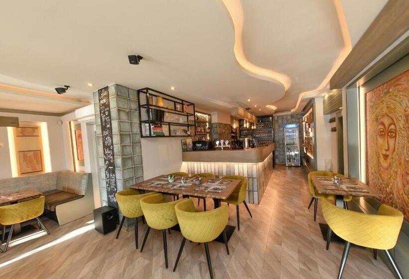 בית מלון כפרי Portré Panzió