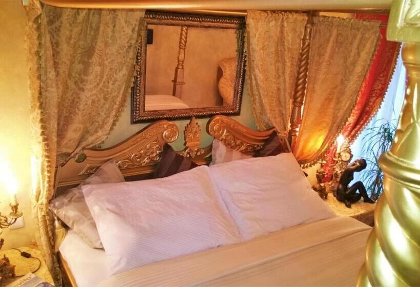 هتل Rezidence Zámeček   Boutique