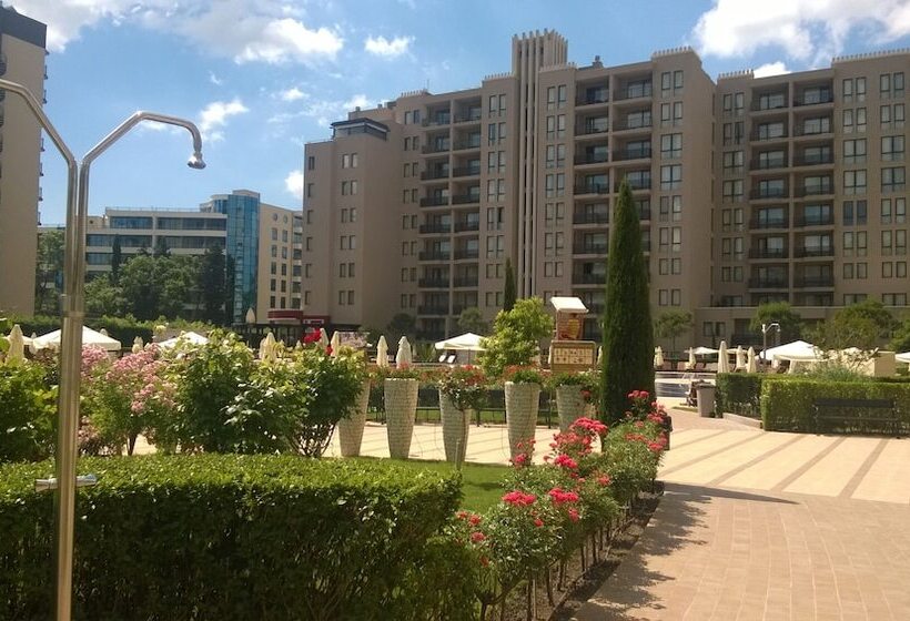 هتل Sandapart Royal Beach Apartments