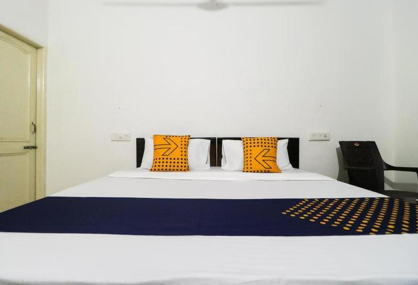 فندق Spot On 49193 New Village Guest House