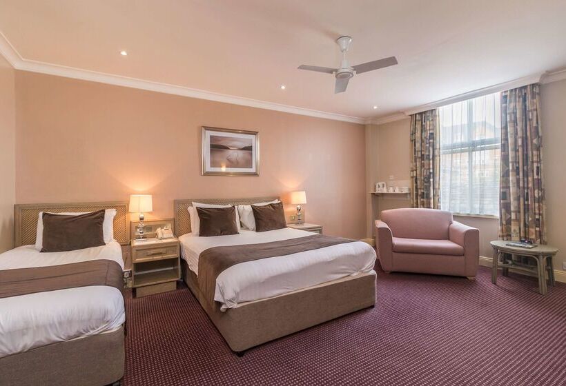Cosmopolitan Hotel
