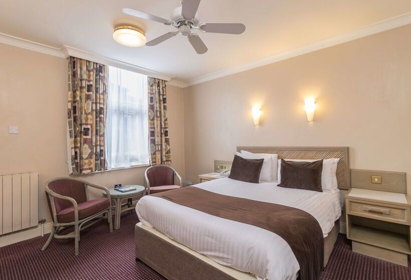 Cosmopolitan Hotel