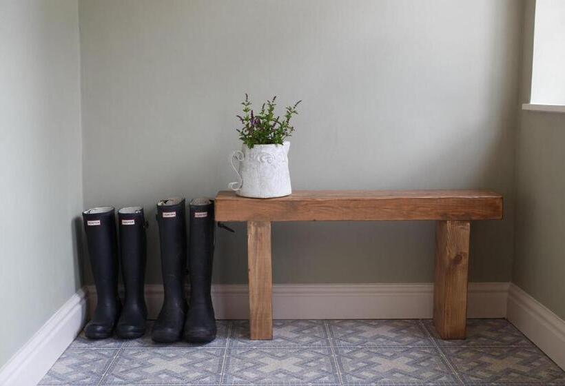 فندق Badgers Mount