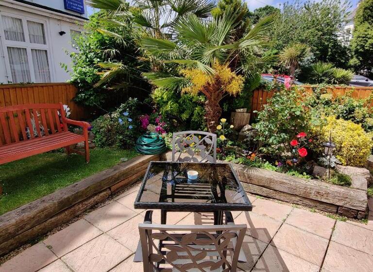 فندق Cecil Court