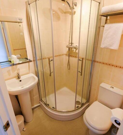 בית מלון כפרי Denewood