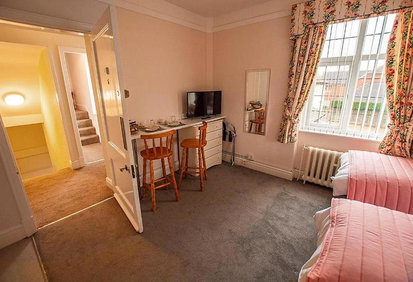 هتل Grange Country Guest House (non Smoking)