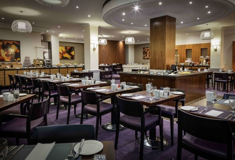 هتل Hilton London Euston