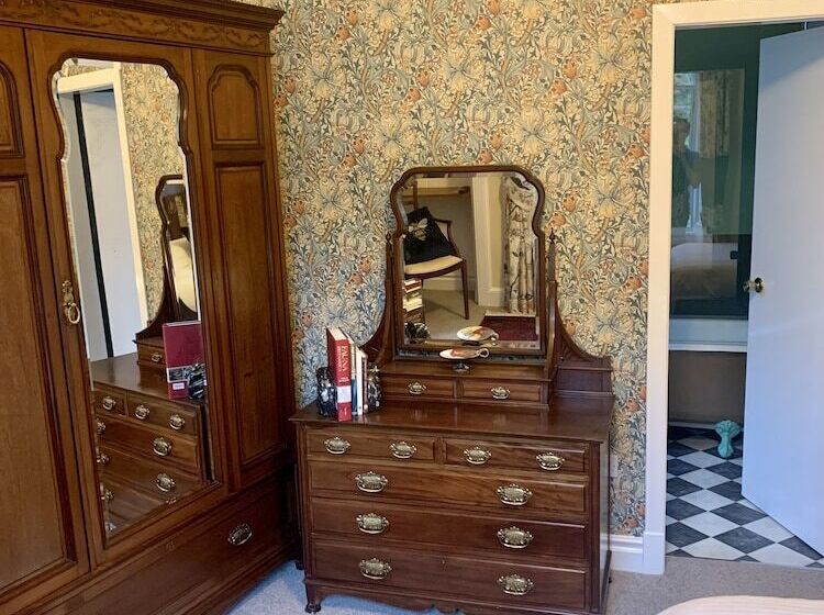 فندق Leven House Bed And Breakfast