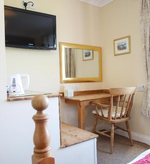 فندق The Seacliffe   Whitby