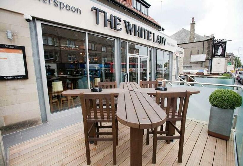 Отель The White Lady Wetherspoon