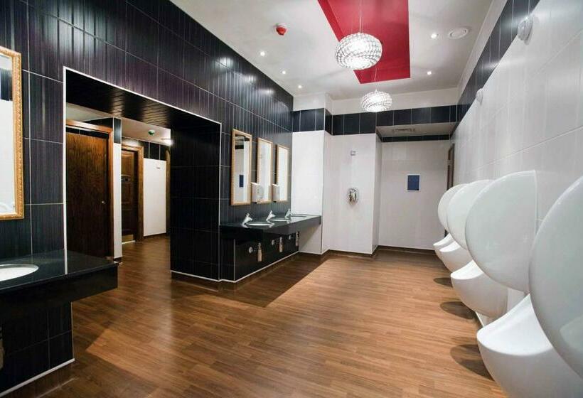 Отель The White Lady Wetherspoon