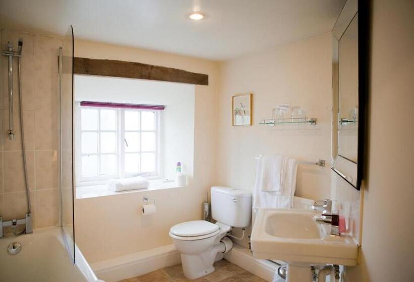 فندق The West Arms