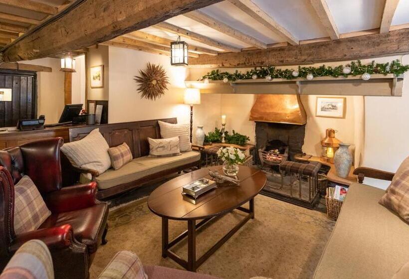 فندق The West Arms