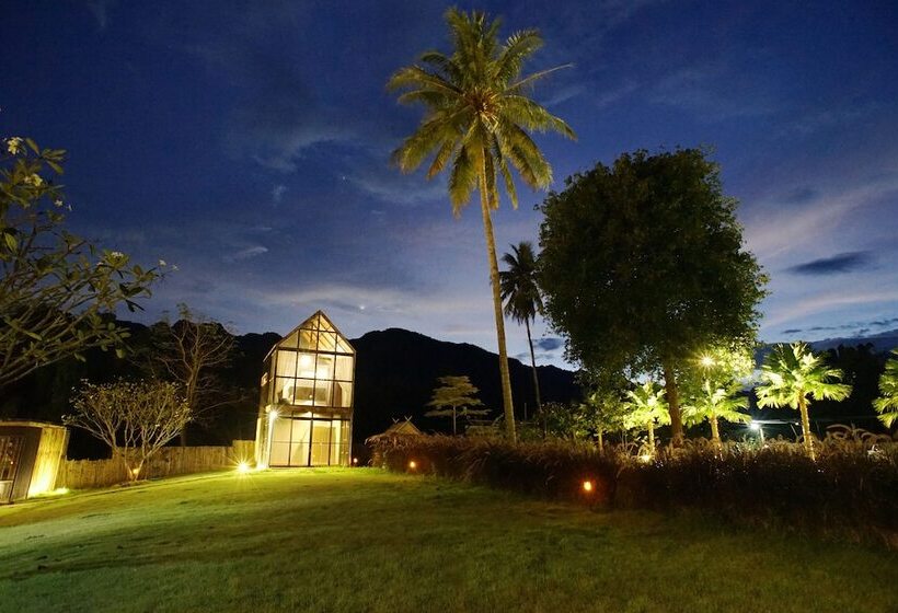 هتل The River Life Resort