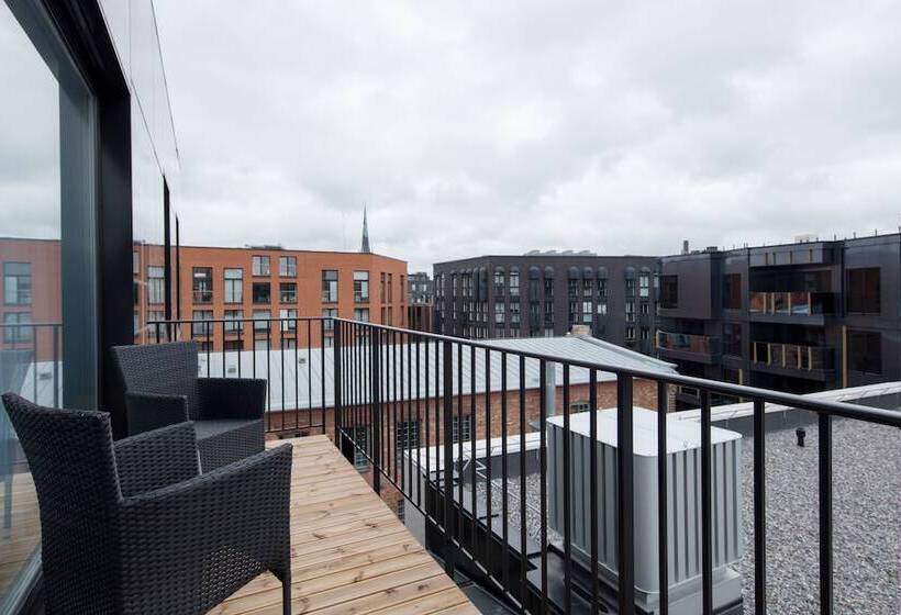 8era Business Executive Rotermanni Apts