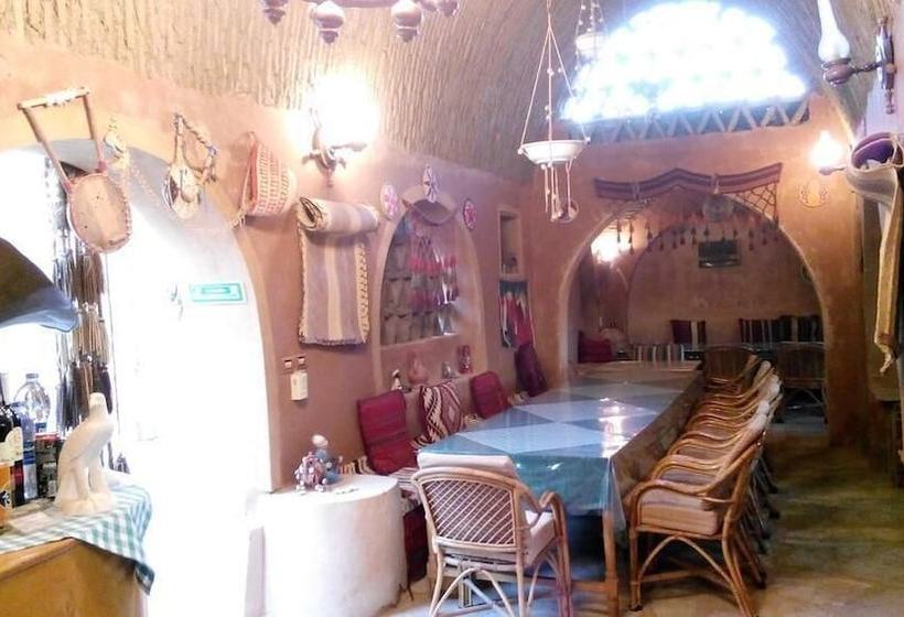 تختخواب و صبحانه Eskaleh Nubian House
