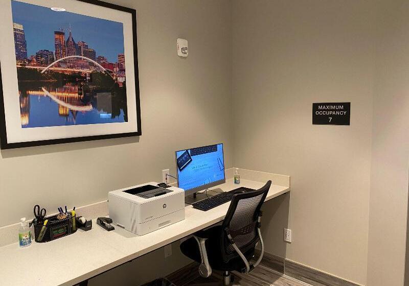 בית מלון כפרי Candlewood Suites   Lebanon, An Ihg