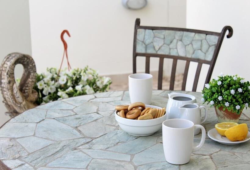 Avrora Villa Pv