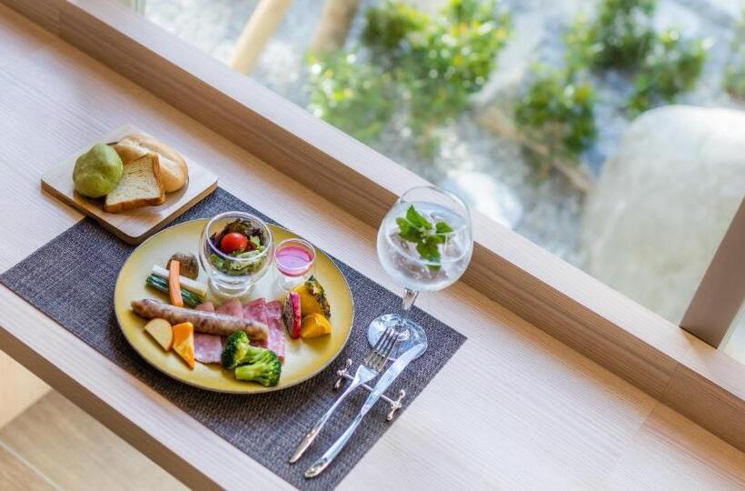 Hotel Sansui Naha ryukyu Hot Spring Naminoueyu