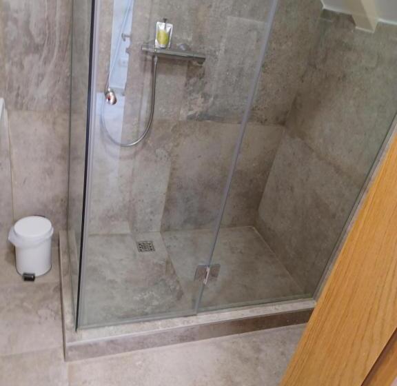 پانسیون Jr Luxury Guesthouse