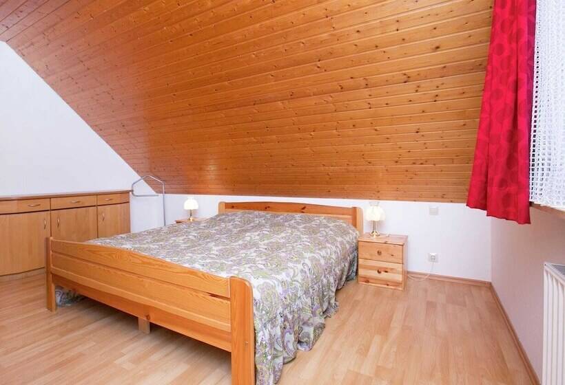 Cozy Apartment In Moos Near Lake Constance