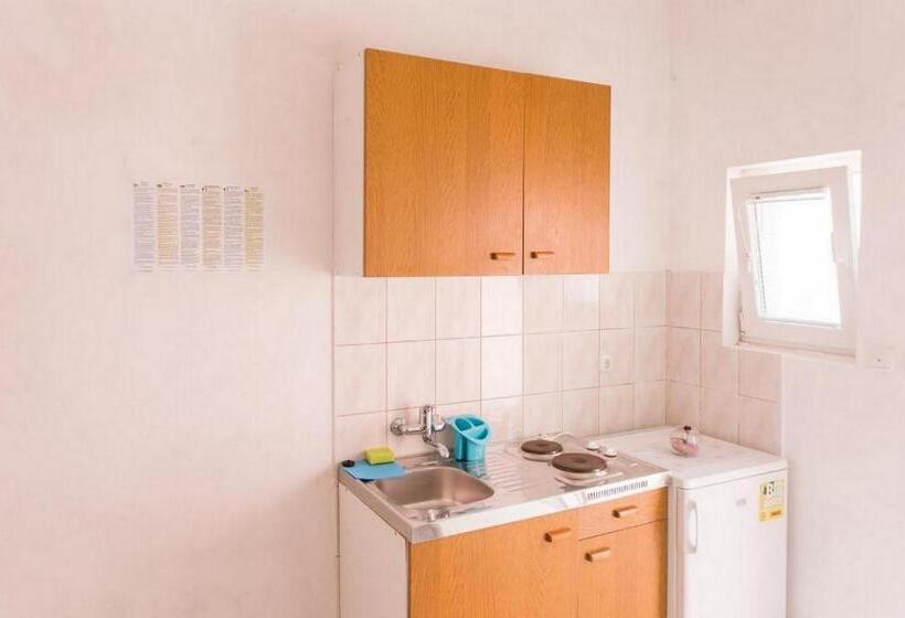 酒店 Apartments Franka Saplunara
