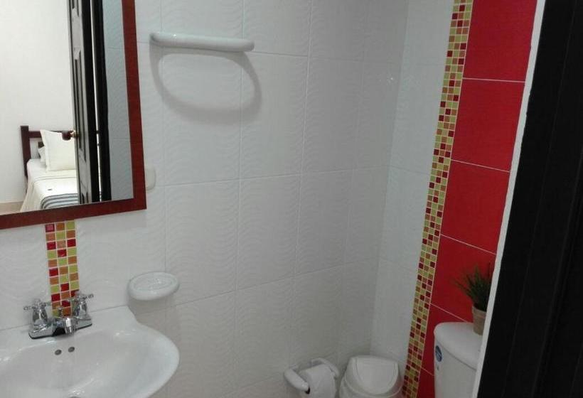 هتل Boutique Ceiba Real