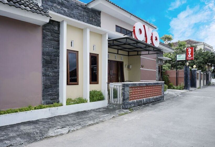 هتل Grha Vege Jawi Syariah Mitra Reddoorz