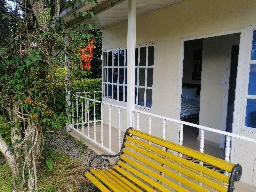 בית מלון כפרי Hostal Fisterra