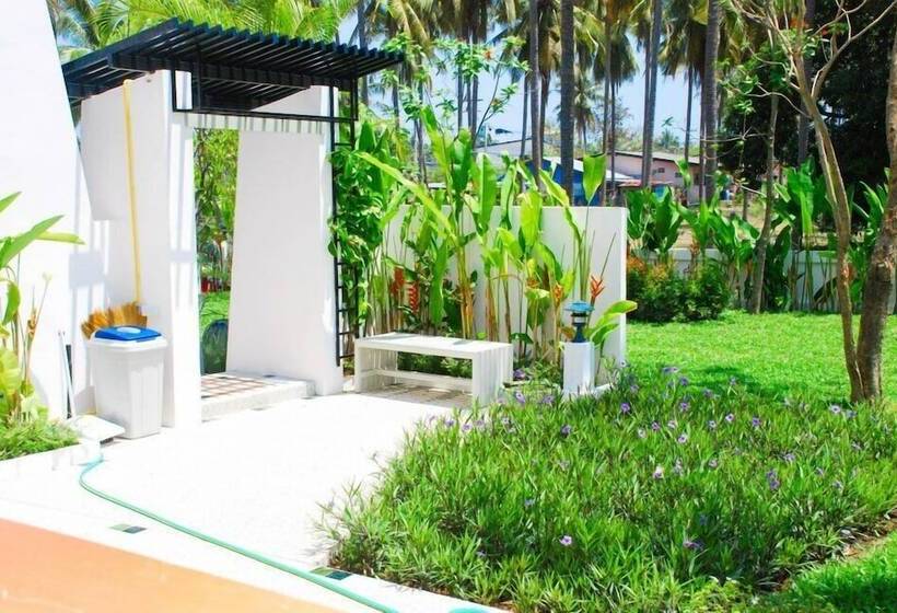 هتل One Wan Resort